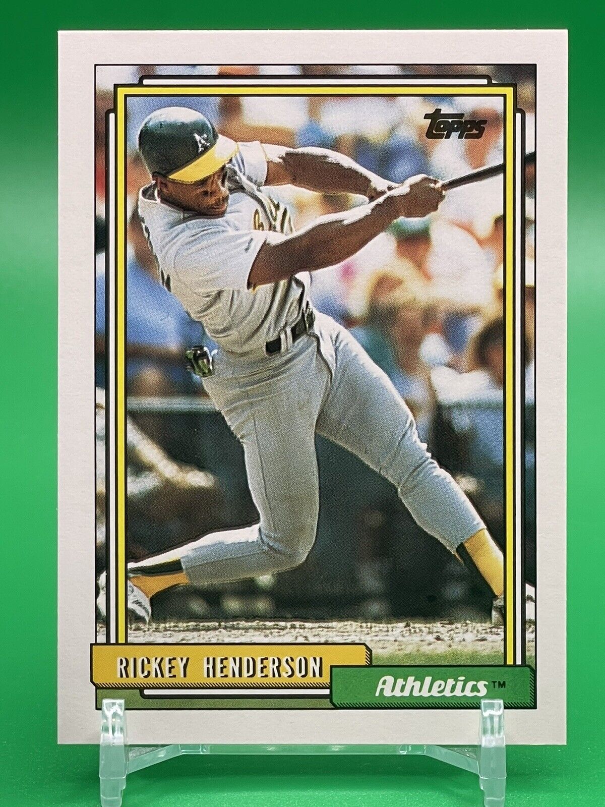 1992 Topps #560 Rickey Henderson NM-MT Oakland Athletics